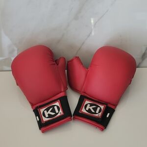 K-1 Karate Red sparring Gloves Kids Unisex